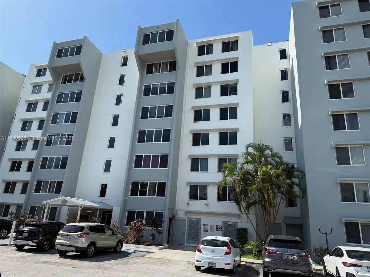 9001 SW 77th Ave #C204, Miami, FL 33156 - Image #1
