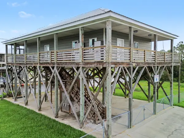 10100 W Park Road, Bay St Louis, MS 39520