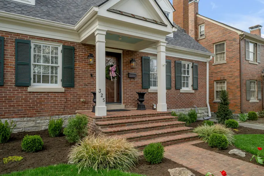 325  Kingsway Drive, Lexington, KY 40502 - #2