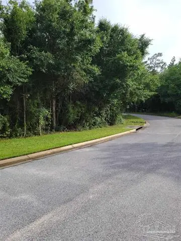 10410 Waterford Dr, Pensacola, FL 32514 - Image #3