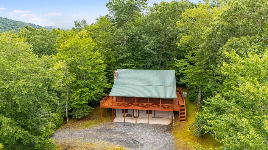 256 Fairway Loop, Burnsville, NC 28714 - #2