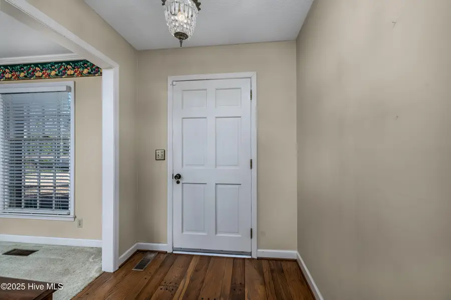 300 Mcarthur St., Tabor City, NC 28463 - #2