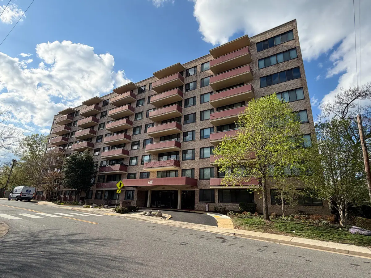 4201 Cherry Hill Road , 302, Arlington, VA 22207 - #1