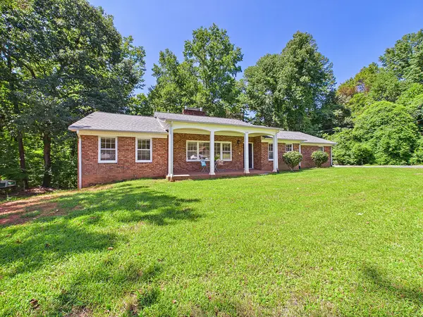 246 Merry Hills Drive, High Point, NC 27262
