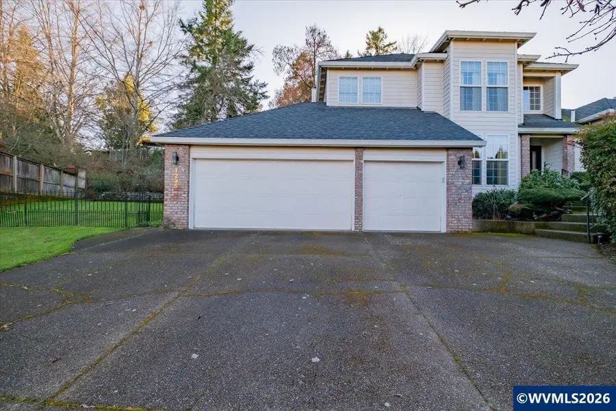 1235 NW Countryside Ct, McMinnville, OR 97128 - #2