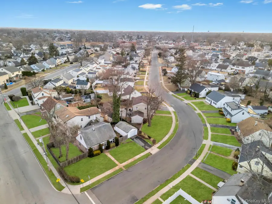 2528 Marshall Avenue, Bellmore, NY 11710 - #2