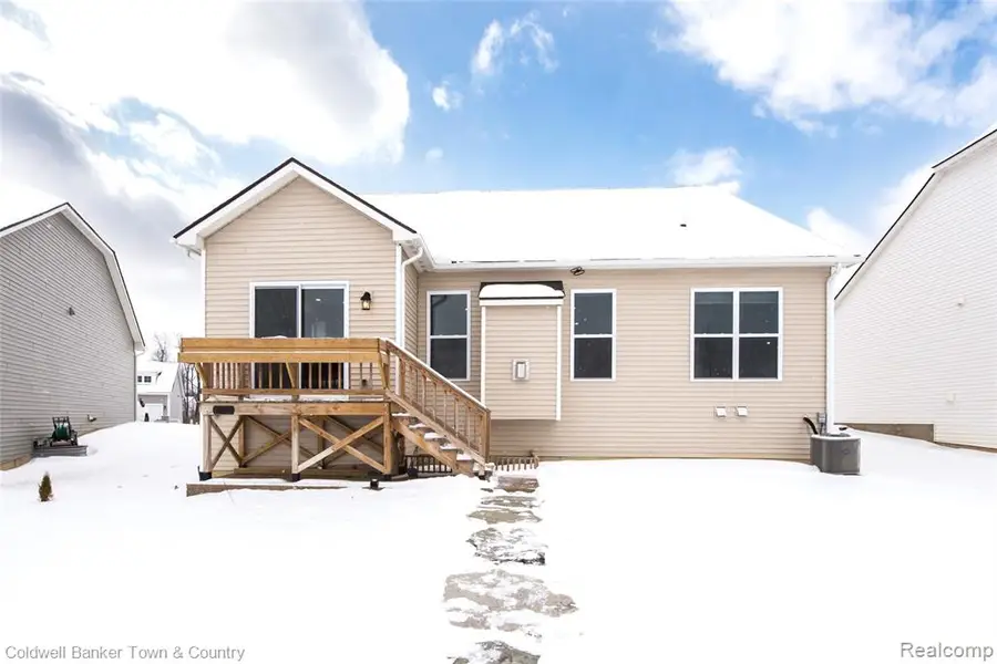 8126 Carston Lane, Brighton, MI 48116 - #3