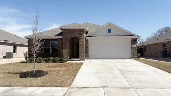 329 Blanco Drive, Azle, TX 76020
