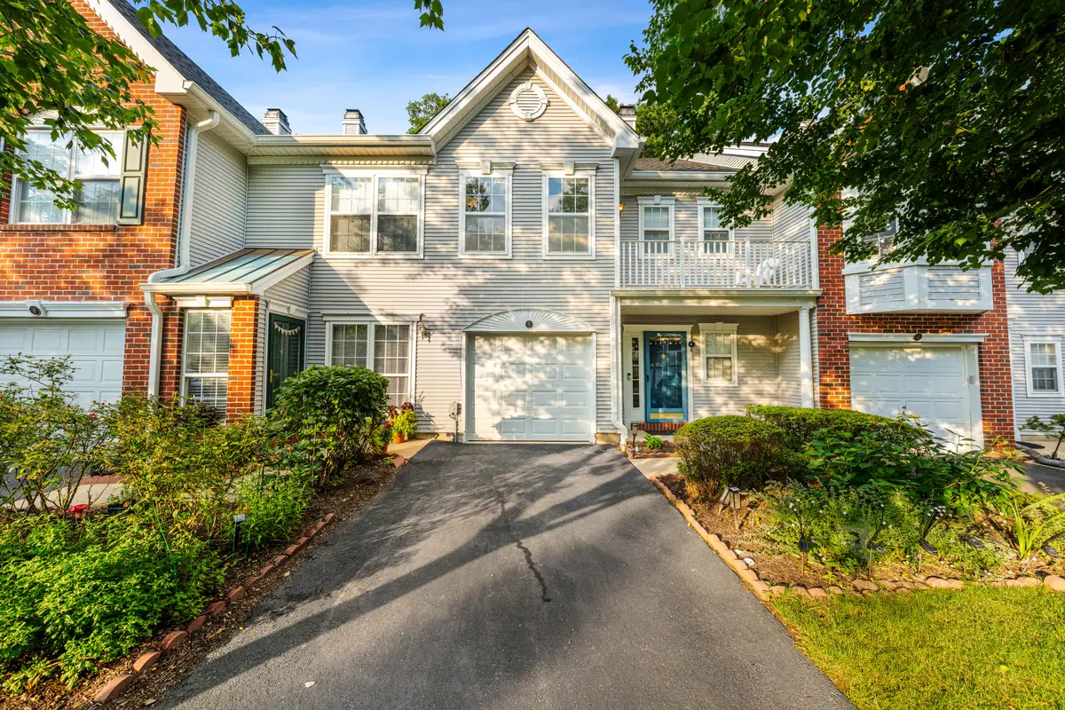 8 henry ct, Plainsboro, NJ 08536 - #1