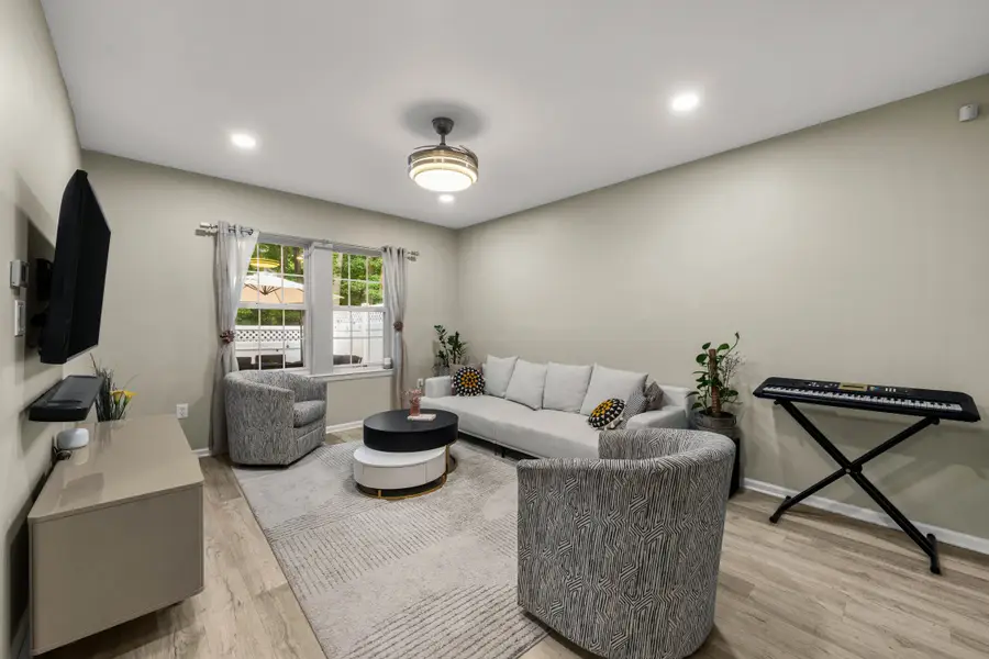 8 henry ct, Plainsboro, NJ 08536 - #2