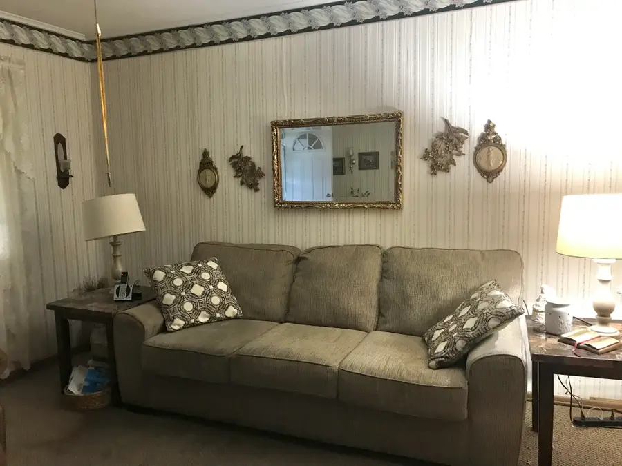 192 E 2nd Avenue, South Shore, KY 41175 - #3