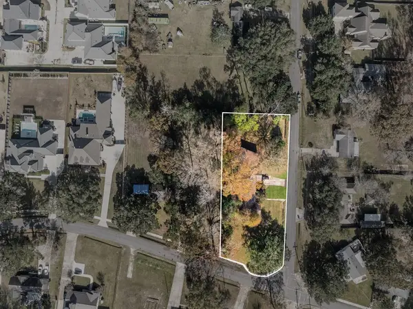 5034 Floynell Dr, Baton Rouge, LA 70809