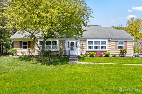 -678 Yarborough Way #A, Monroe, NJ 08831