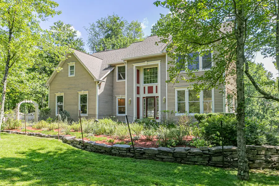 455 Spring Hill Rd, Montgomery, NJ 08558 - Image #2