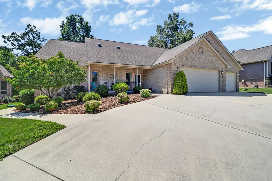 207 Forest Hill Drive, Crossville, TN 38558 - #3