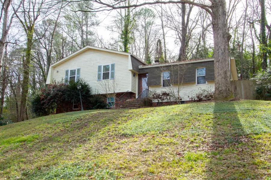 3437 MEADOW WOODS DRIVE, Hoover, AL 35216 - Image #2