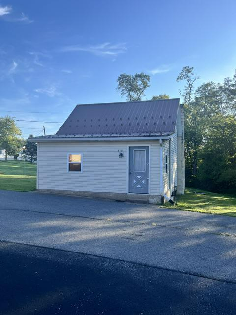 313 E Third St, Port Royal, PA 17082 - #3