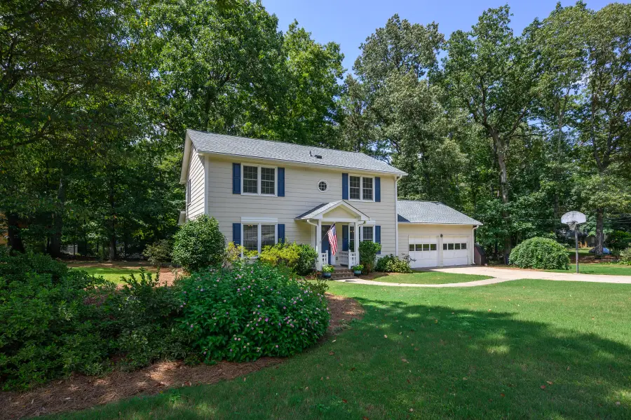 230 RUSSET WOODS DRIVE, Hoover, AL 35244 - Image #3