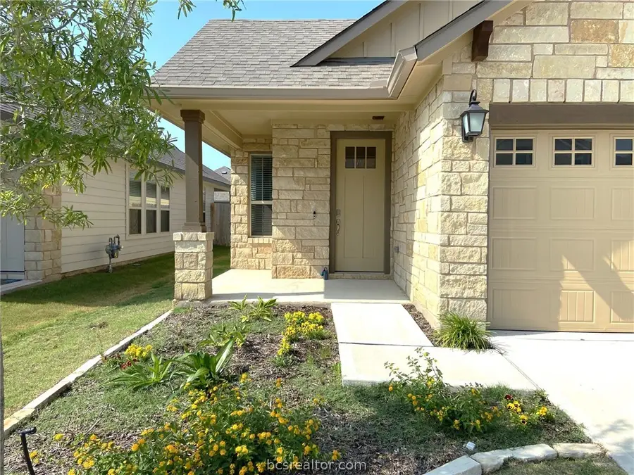 813 Mineral Wells, College Station, TX 77845 - #2