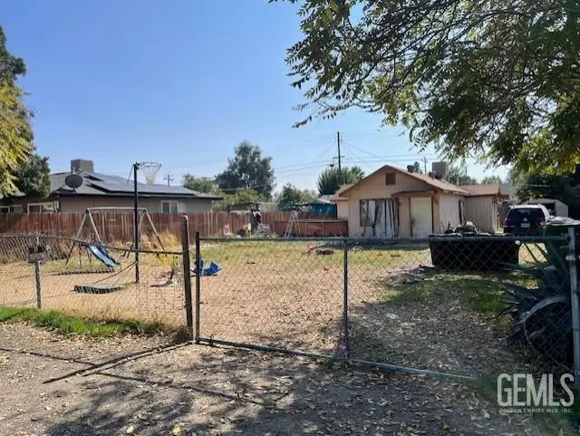 807 CASTAIC AVENUE, Bakersfield, CA 93308 - Image #1
