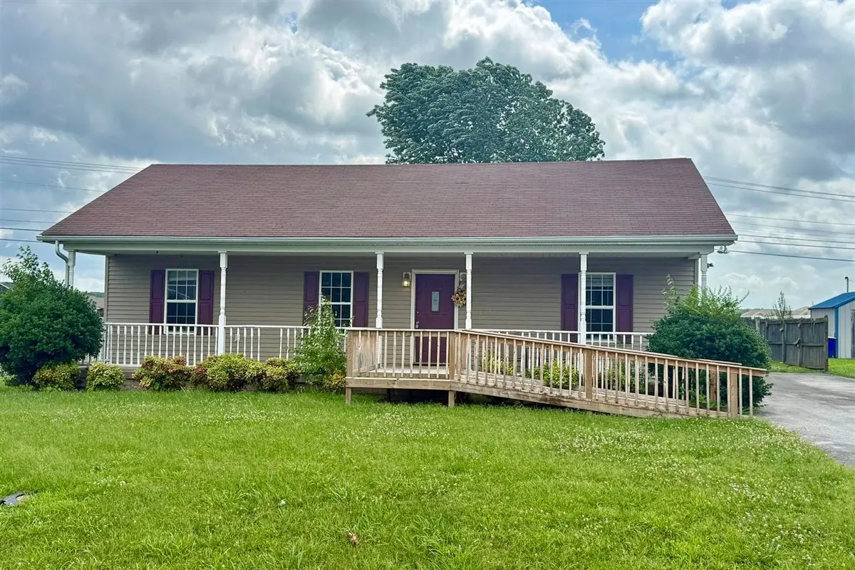 1226 Derek Dr, Franklin, KY 42134 - #1