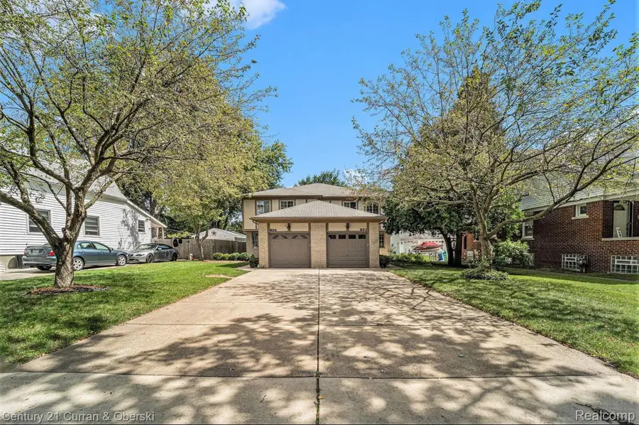 896 Saint Clair Street, Grosse Pointe, MI 48230 - #2