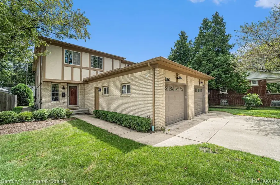 896 Saint Clair Street, Grosse Pointe, MI 48230 - #3