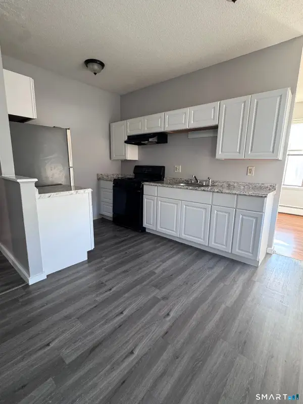 56 Maple Avenue #201, Hartford, CT 06114