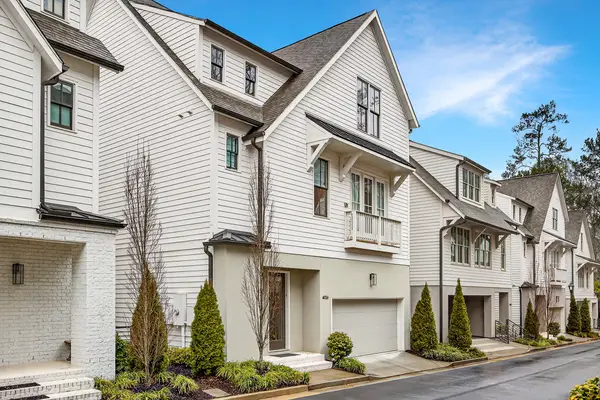 4036 Hazel Nut Lane, Atlanta, GA 30342