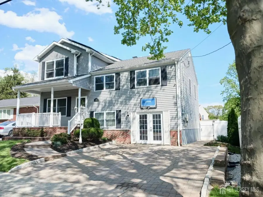 Address Withheld By Seller, Washington, DC 20020 - Image #3