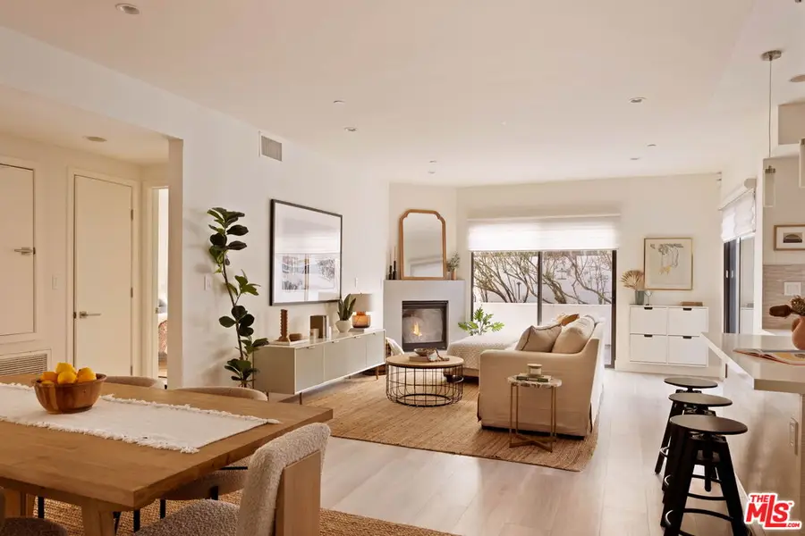 11811 Kiowa Avenue #103, Los Angeles, CA 90049 - Image #2