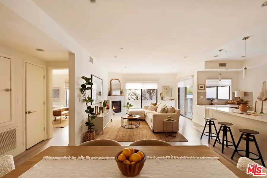 11811 Kiowa Avenue #103, Los Angeles, CA 90049 - Image #3