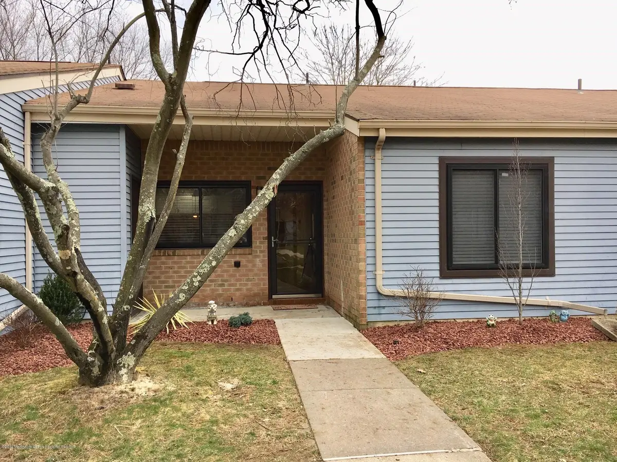 215 Medford Court #B, Manalapan Township, NJ 07726 - Image #1