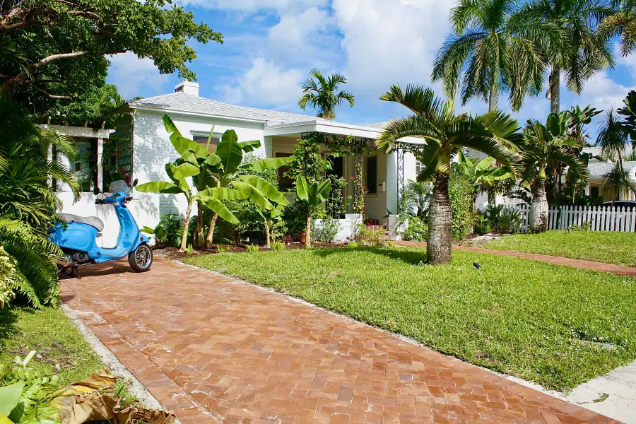 219 33rd Street, West Palm Beach, FL 33407 - Image #2