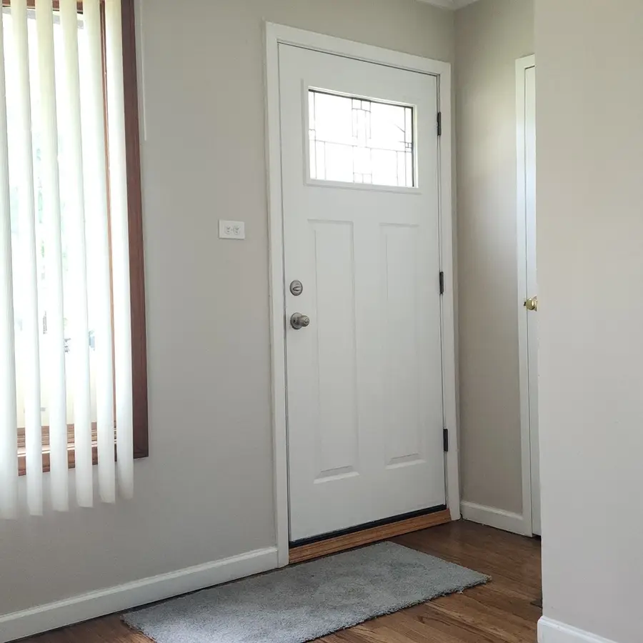 9810 Warren Avenue, Oak Lawn, IL 60453 - Image #3