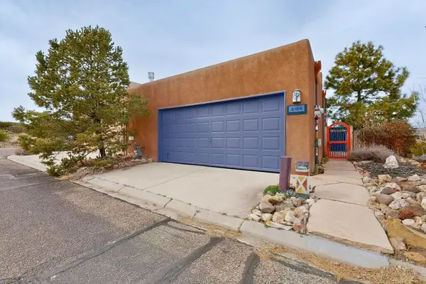 6404 Tahawash Street, Cochiti Lake, NM 87083