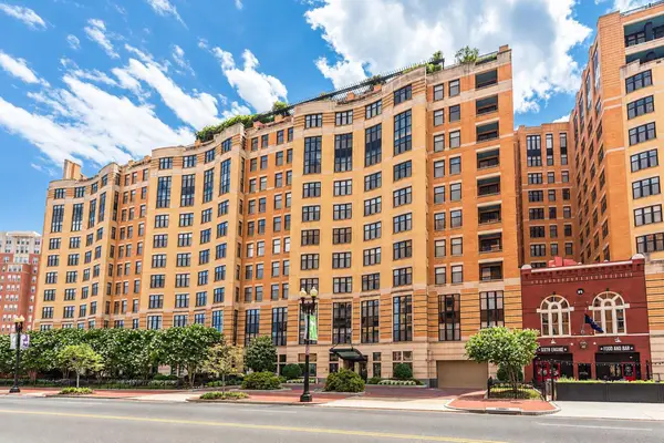400 Massachusetts Ave Nw #1012, WASHINGTON, DC 20001