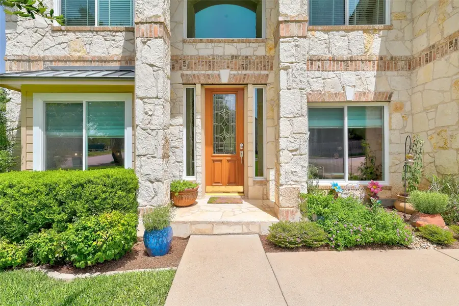 12052 Tulare Dr, Austin, TX 78738 - #2