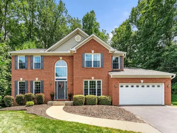 9209 Golf Court, Manassas Park, VA 20111 - Image #1