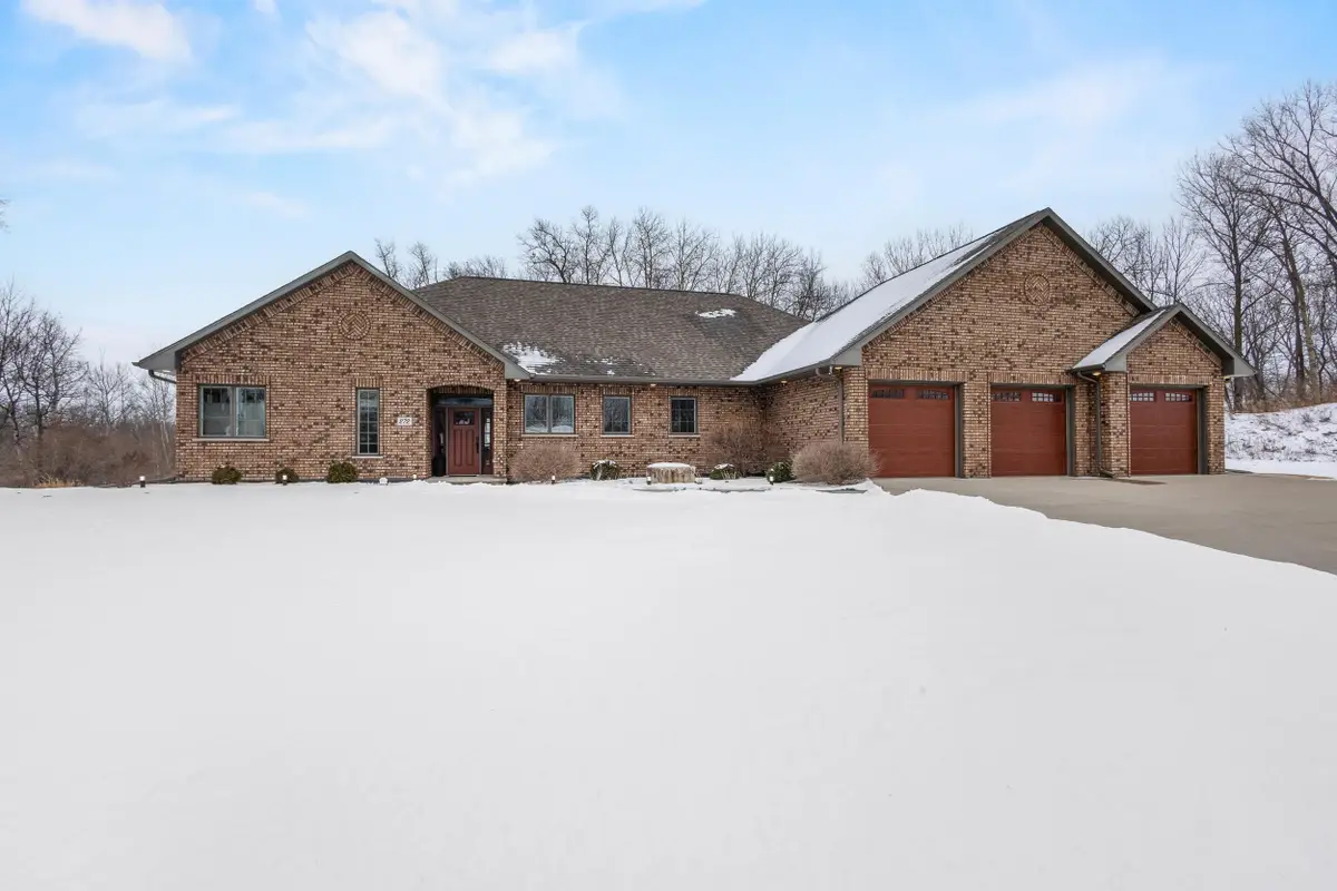 272 Lost Ridge Court, Green Bay, WI 54302-4473 - #1