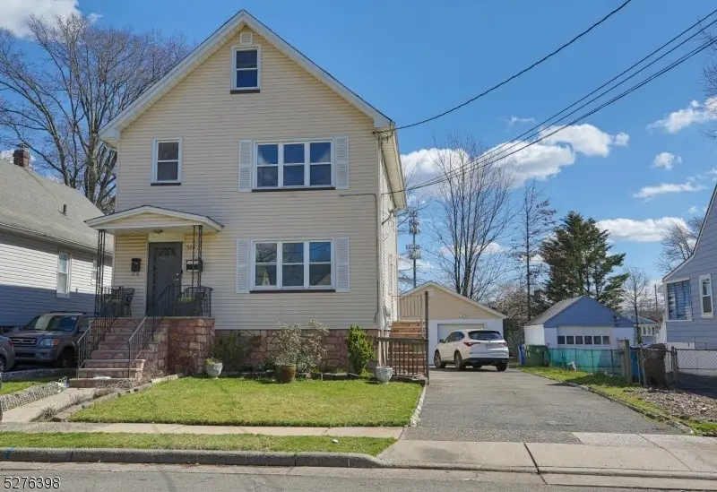926 Bergen Ave, Linden, NJ 07036-2255 - #1