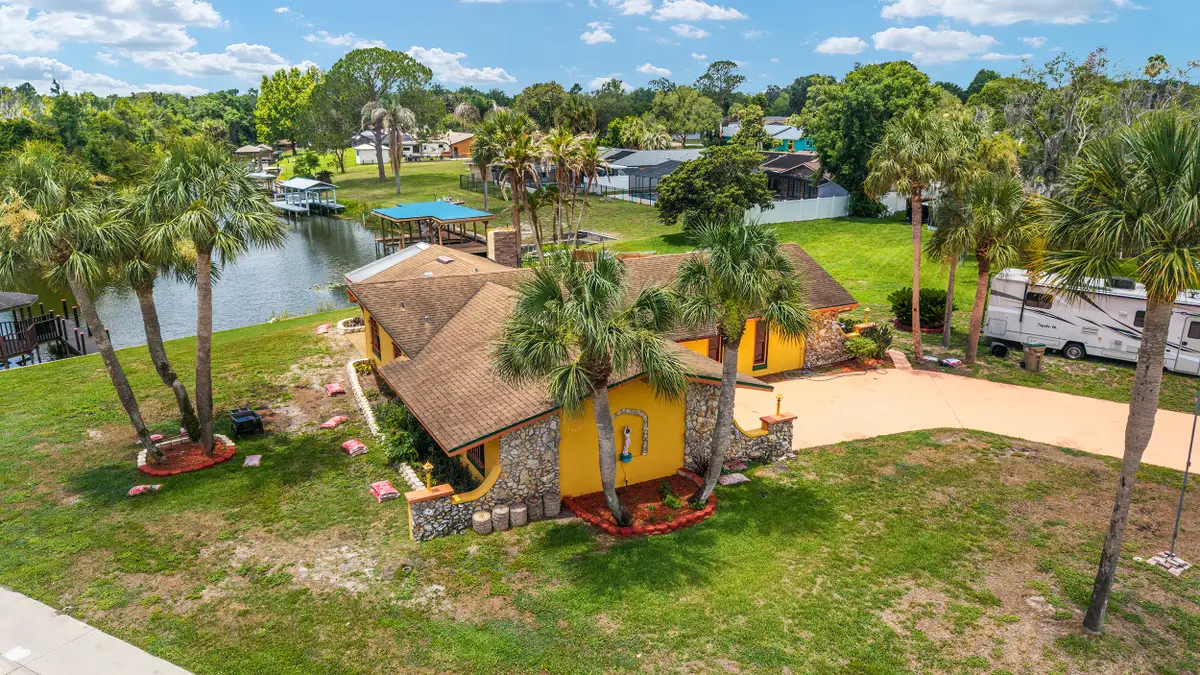 5330 Kings Court, Fruitland Park, FL 34731 - #1