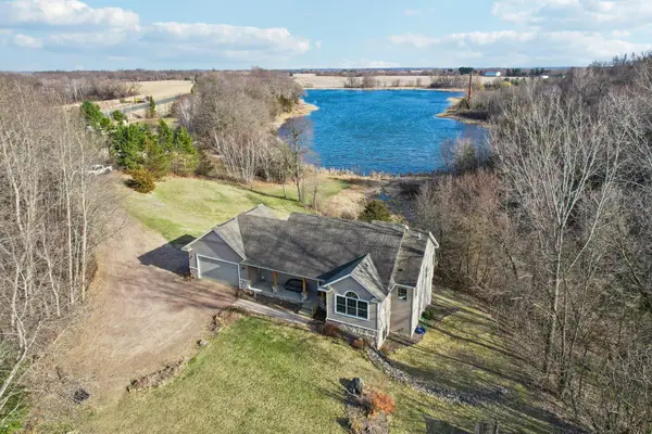 17489 Pleasant Valley Road, Shafer, MN 55074