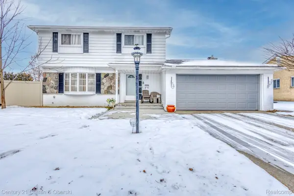 1286 Sherbourne Drive, Dearborn Heights, MI 48127