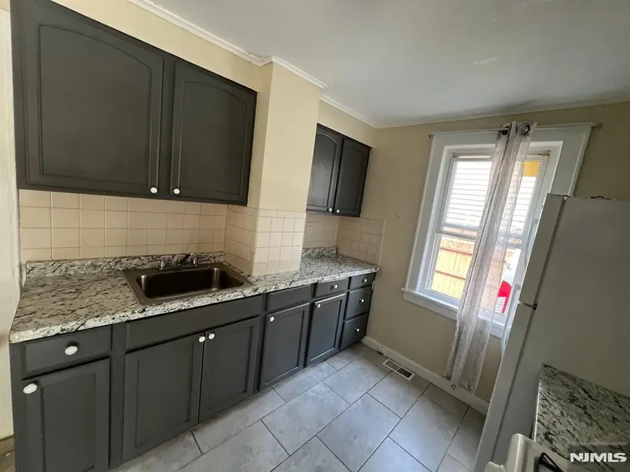 121 Washington Ave, Little Ferry, NJ 07643 - #3