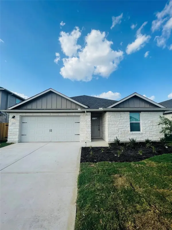 13724 Heartland Dr, Manor, TX 78653