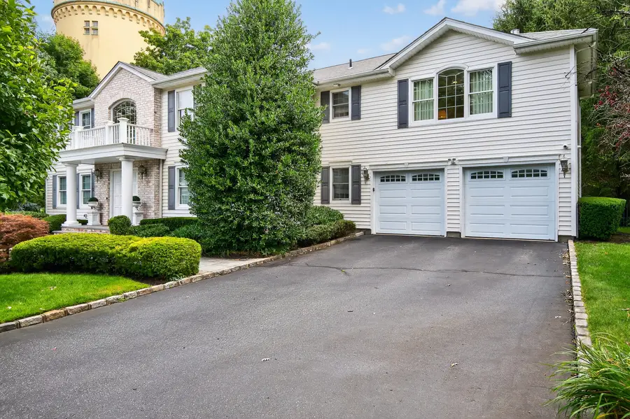 2 Gail Terrace, Glen Cove, NY 11542 - #3