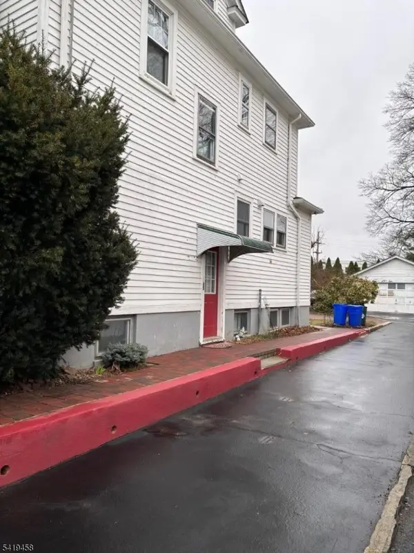 2074 Stowe St, Union Twp., NJ 07083-6010