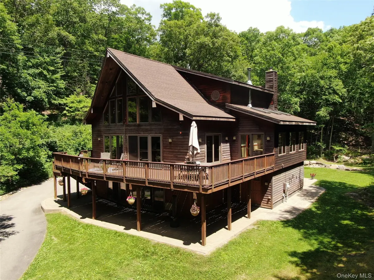82 Indian Lake Road, Putnam Valley, NY 10579 - #1