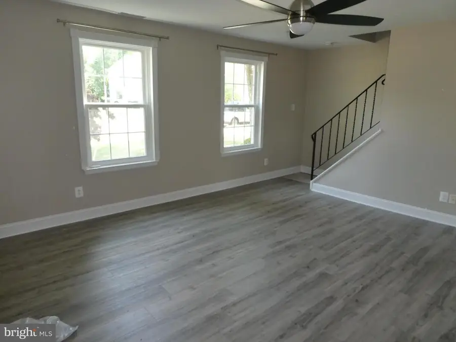 10 Grasmur Ct, Berlin, NJ 08009 - #2